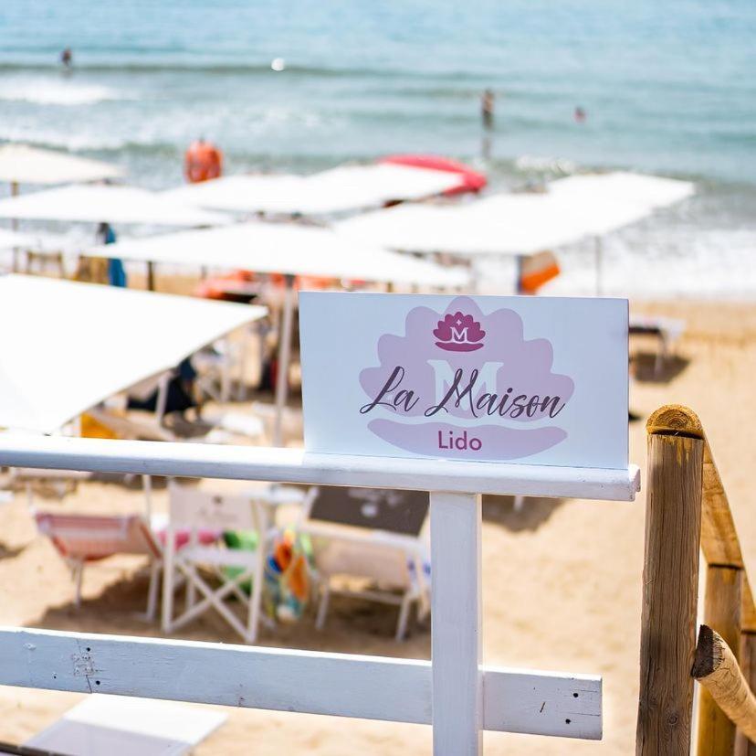 La Maison - Boutique Rooms Sperlonga Exteriör bild